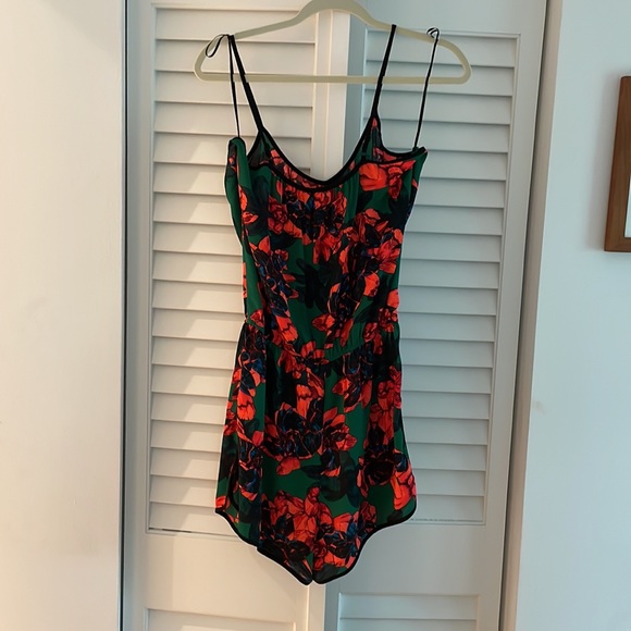 Romper - Picture 4 of 6